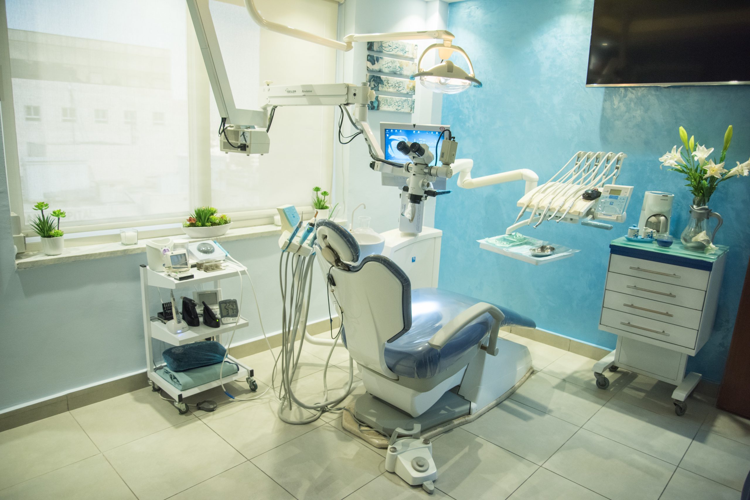 Book Appointment - AbuMaizar Dental Roots Clinic